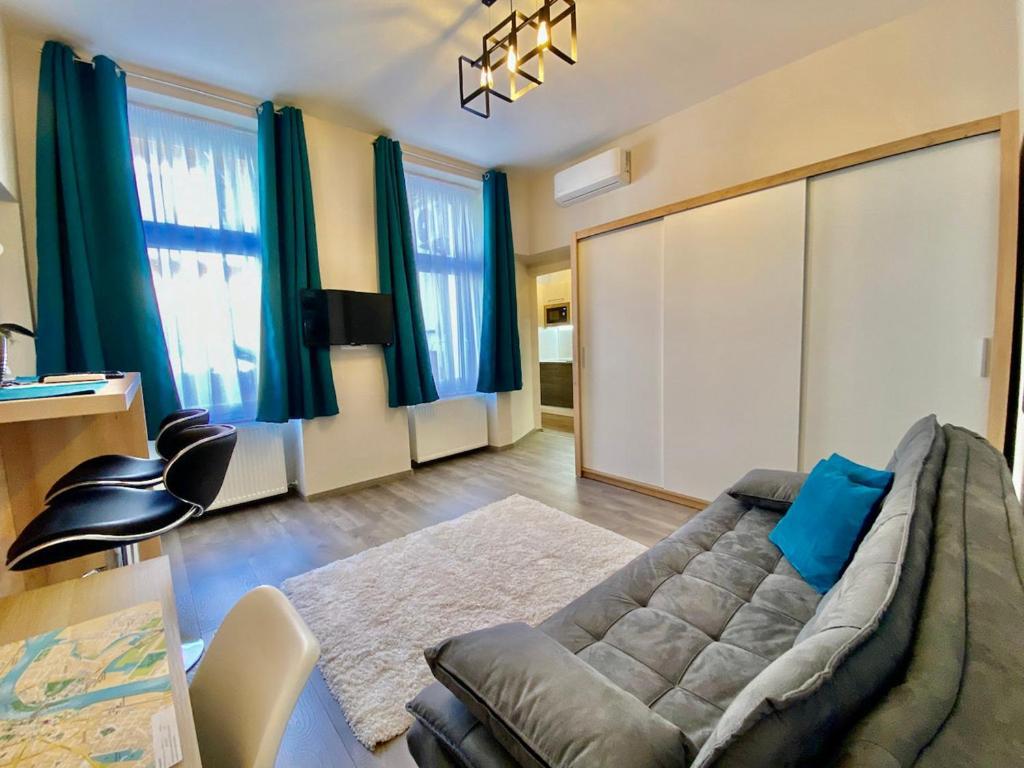 Stationapartments Сегед Экстерьер фото